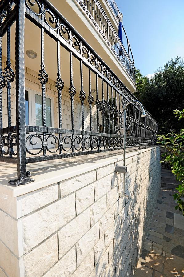 Apartments Rose Pisak Bagian luar foto