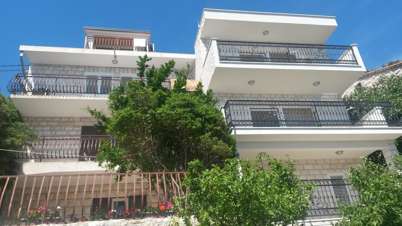 Apartments Rose Pisak Bagian luar foto
